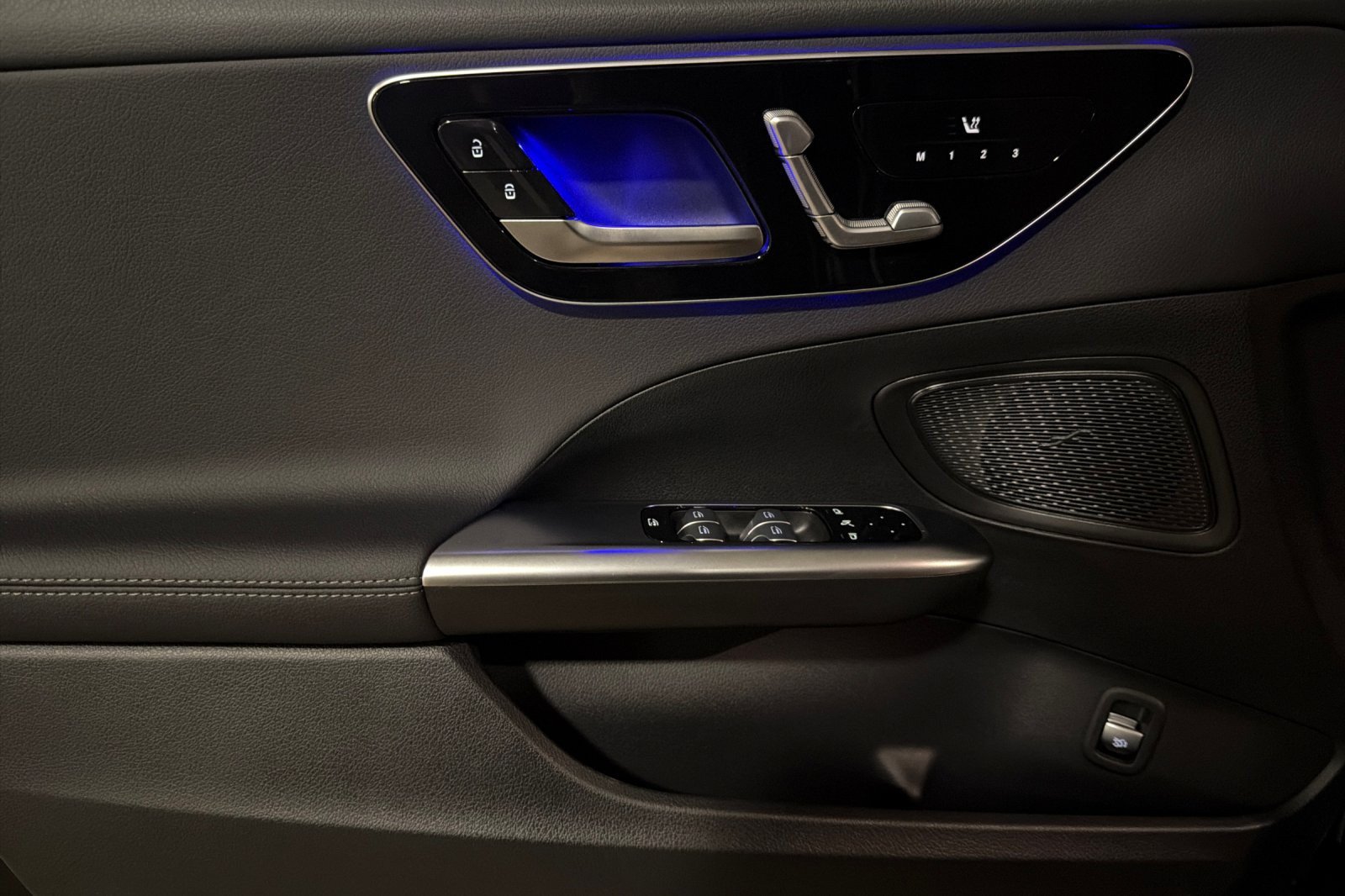 New 2026 Mercedes-Benz C 300 Sedan image 10