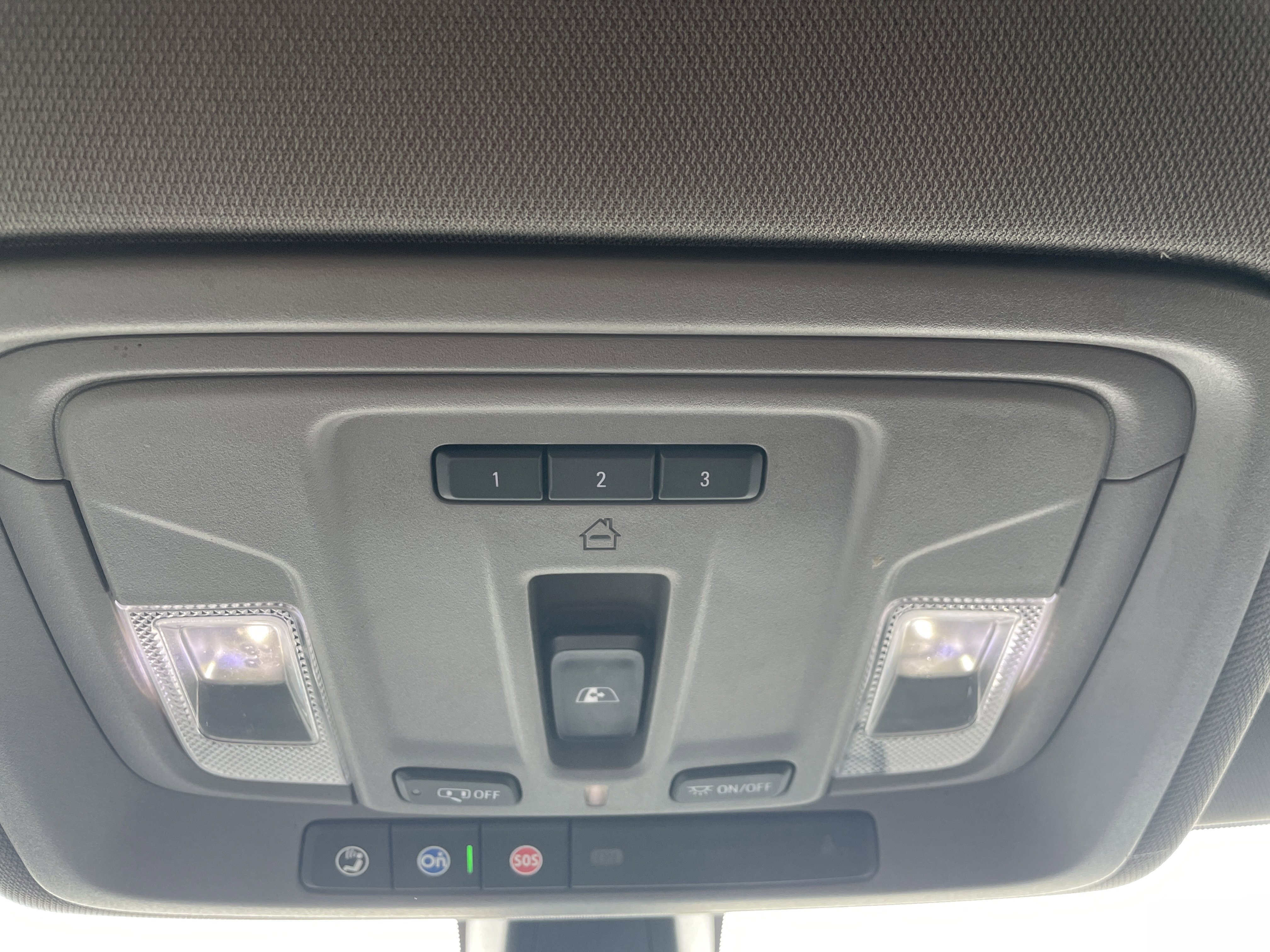 Used 2020 Chevrolet Silverado 1500 LT w/ All-Star Edition image 37