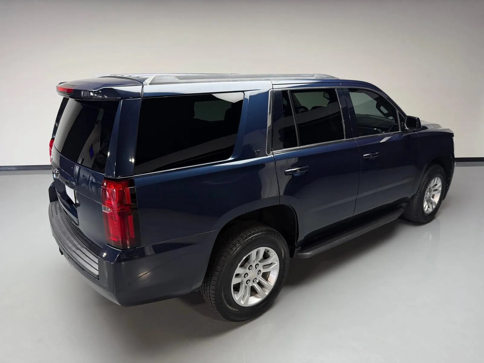 Used 2019 Chevrolet Tahoe LT AWD/4WD image 46
