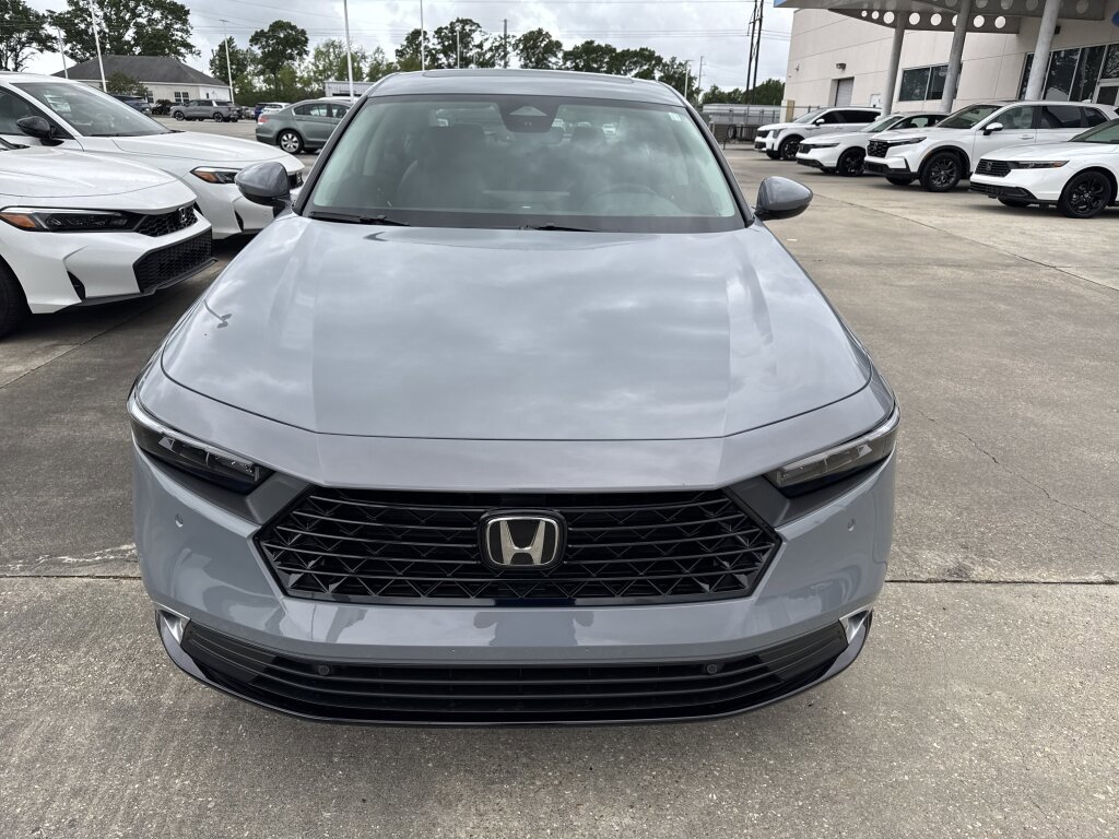New 2026 Honda Accord Touring image 2
