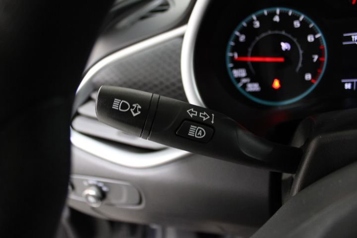 Used 2023 Chevrolet Malibu LT image 36