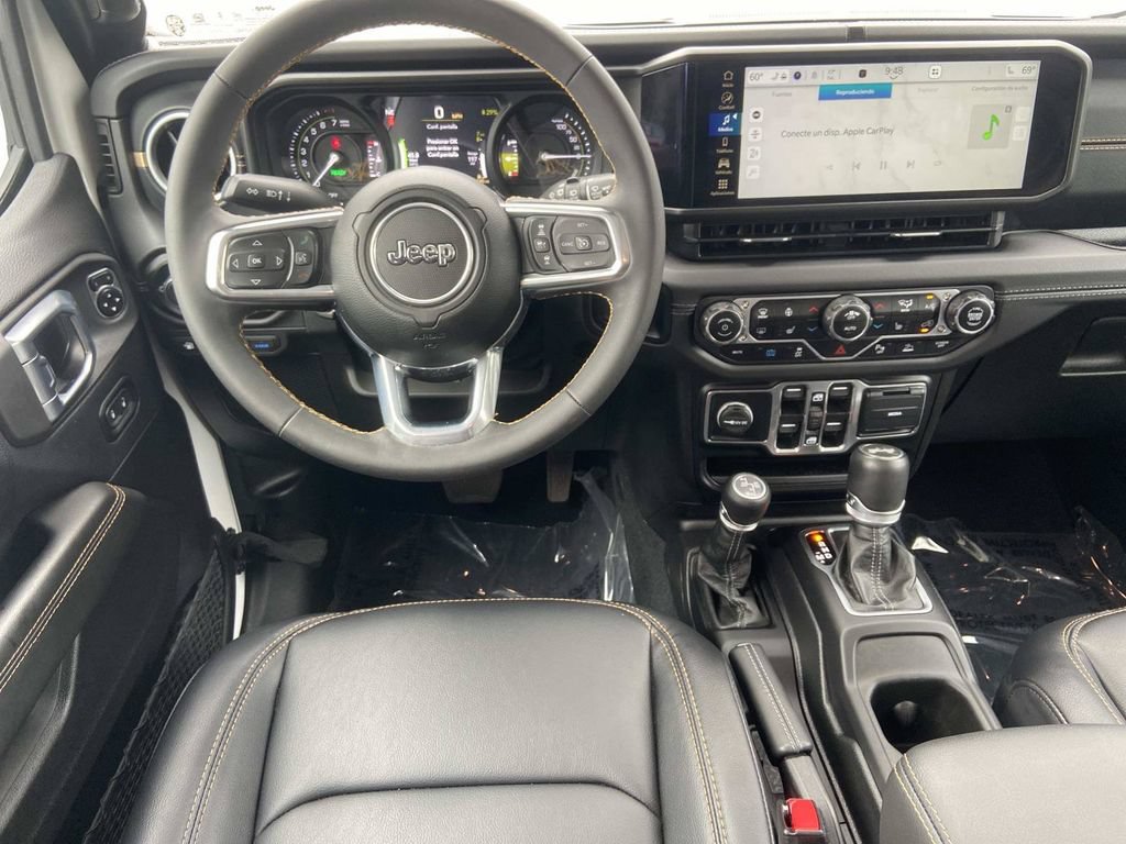 Used 2024 Jeep Wrangler Unlimited Sahara w/ Safety Group AWD/4WD image 17