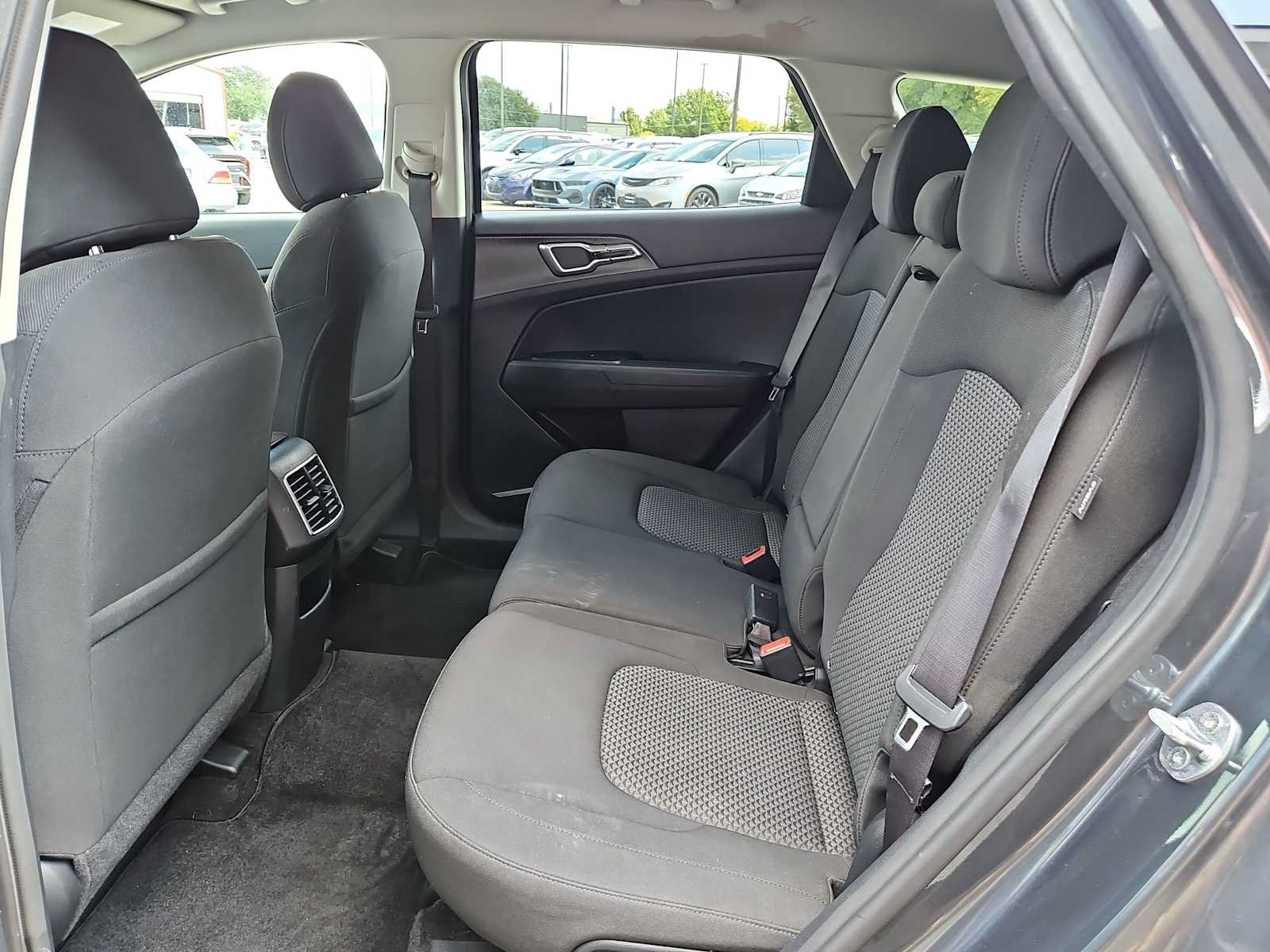 Certified 2024 Kia Sportage LX FWD image 17