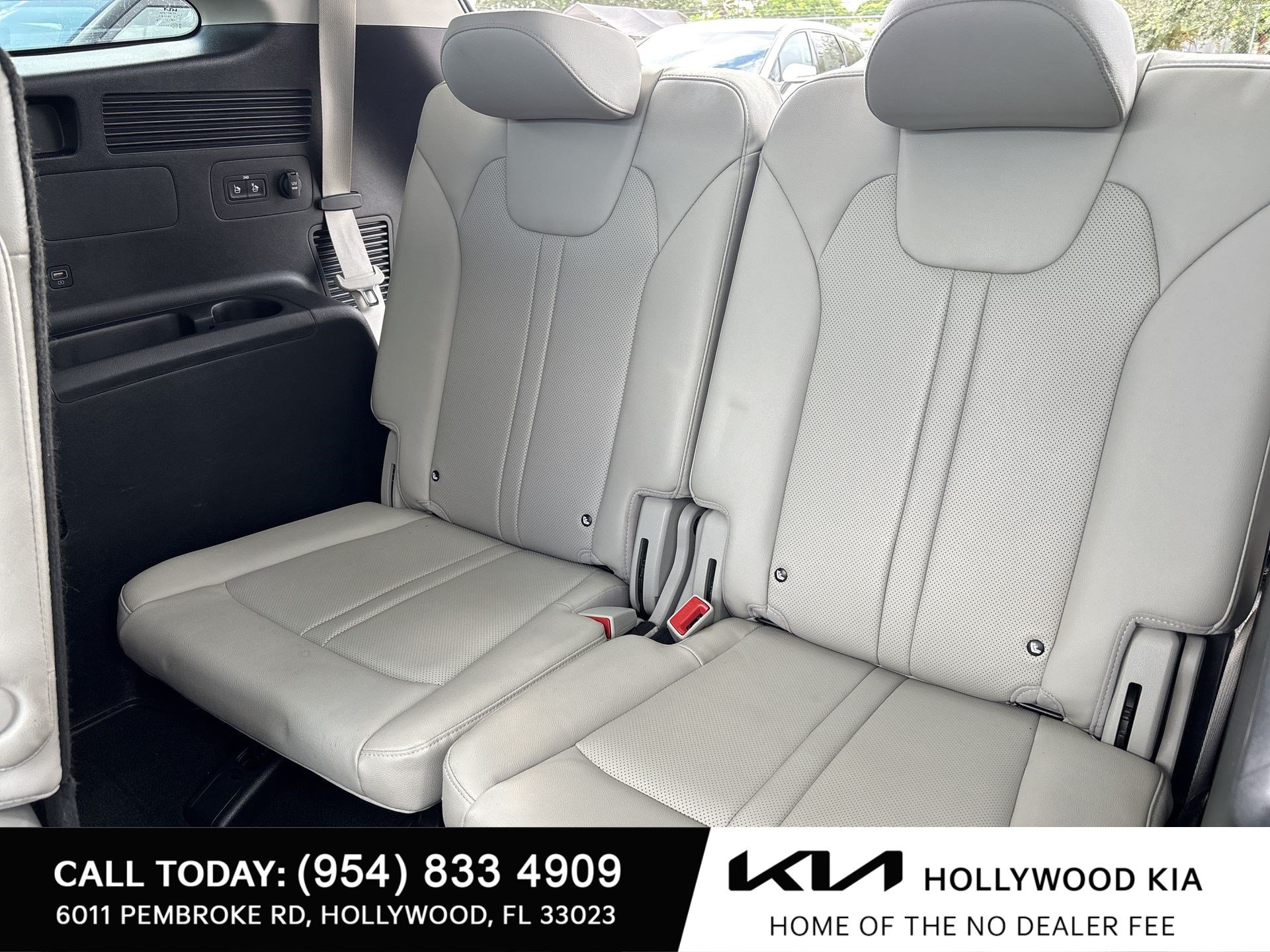 Used 2023 Kia Sorento SX Prestige w/ Panoramic Sunroof Package AWD/4WD image 26