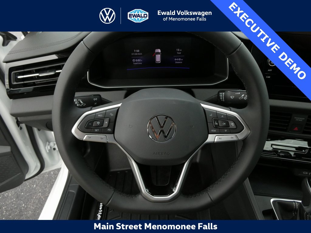 Certified 2025 Volkswagen Jetta S image 4