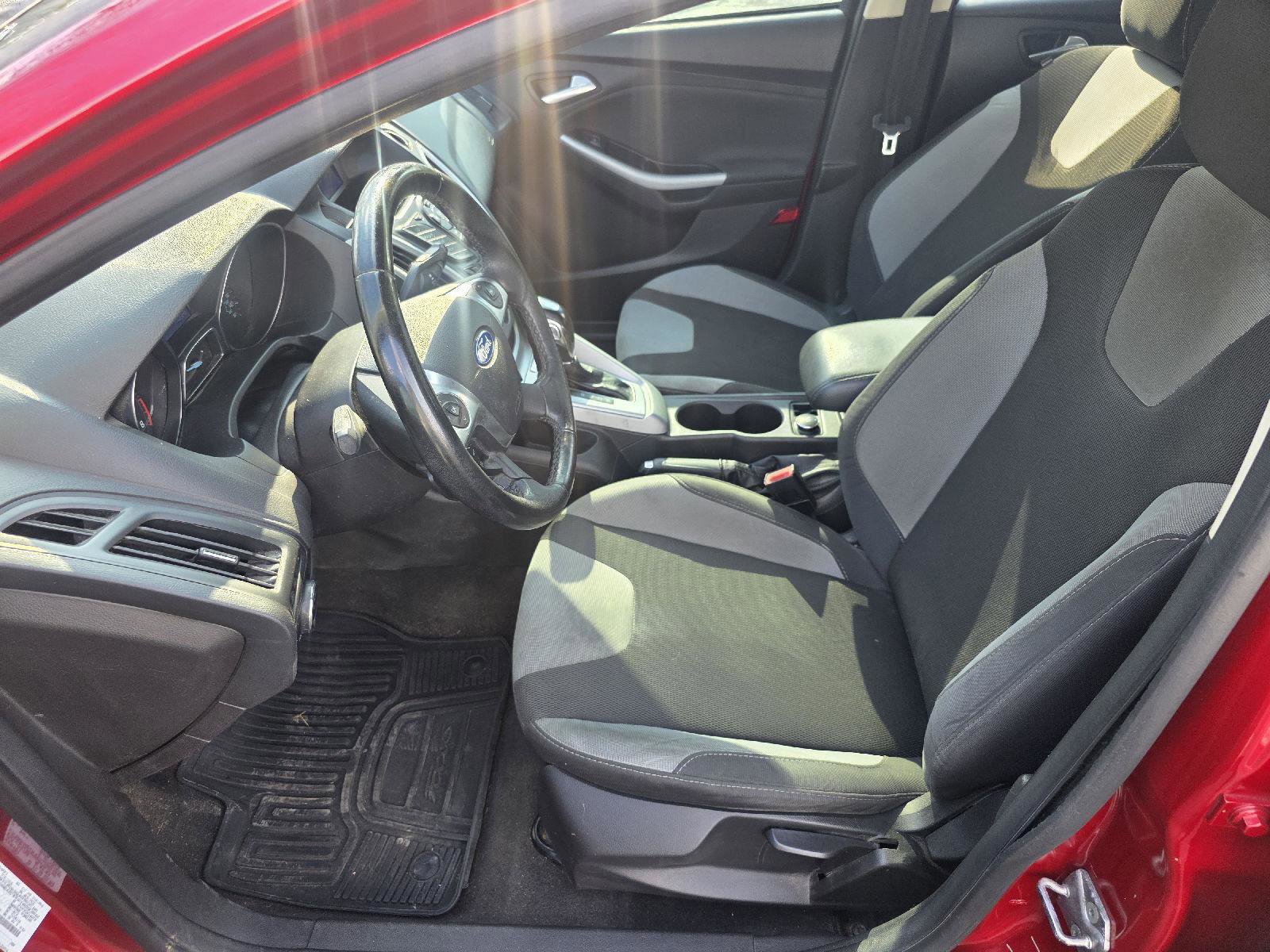 Used 2012 Ford Focus SE image 11