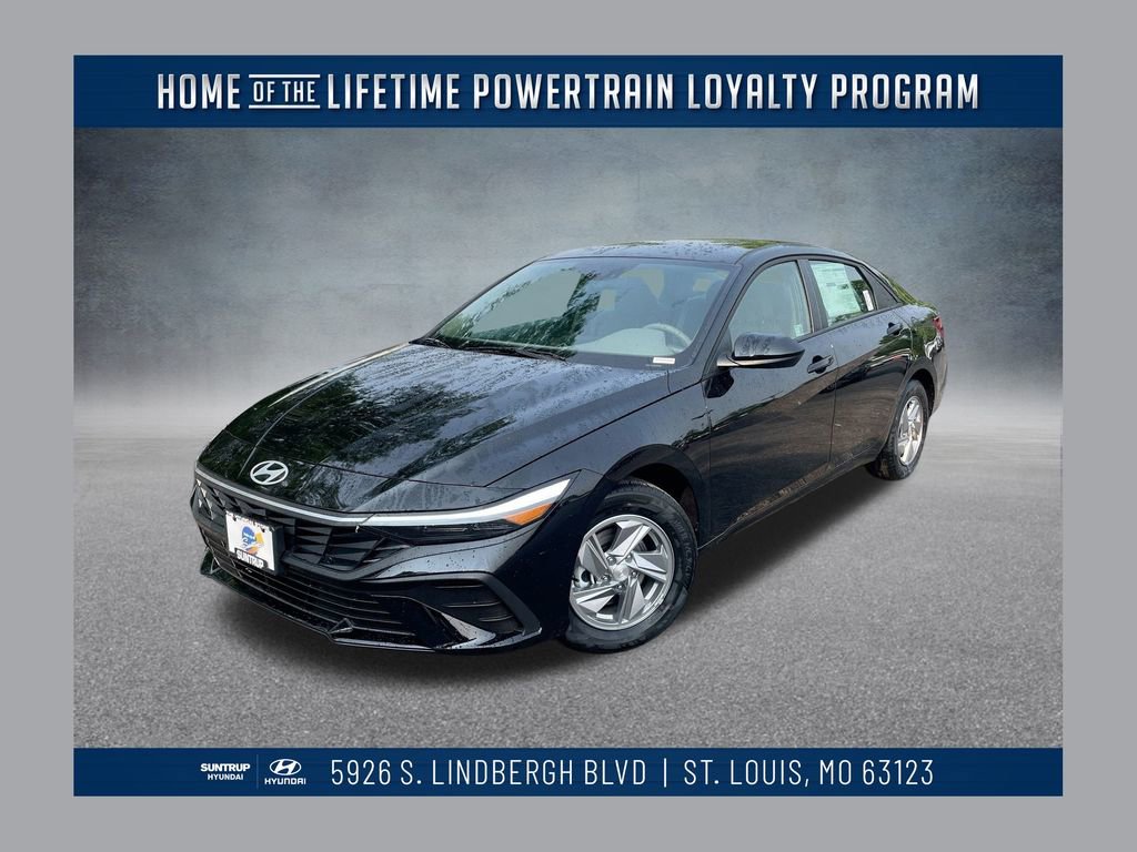 Used 2025 Hyundai Elantra SE