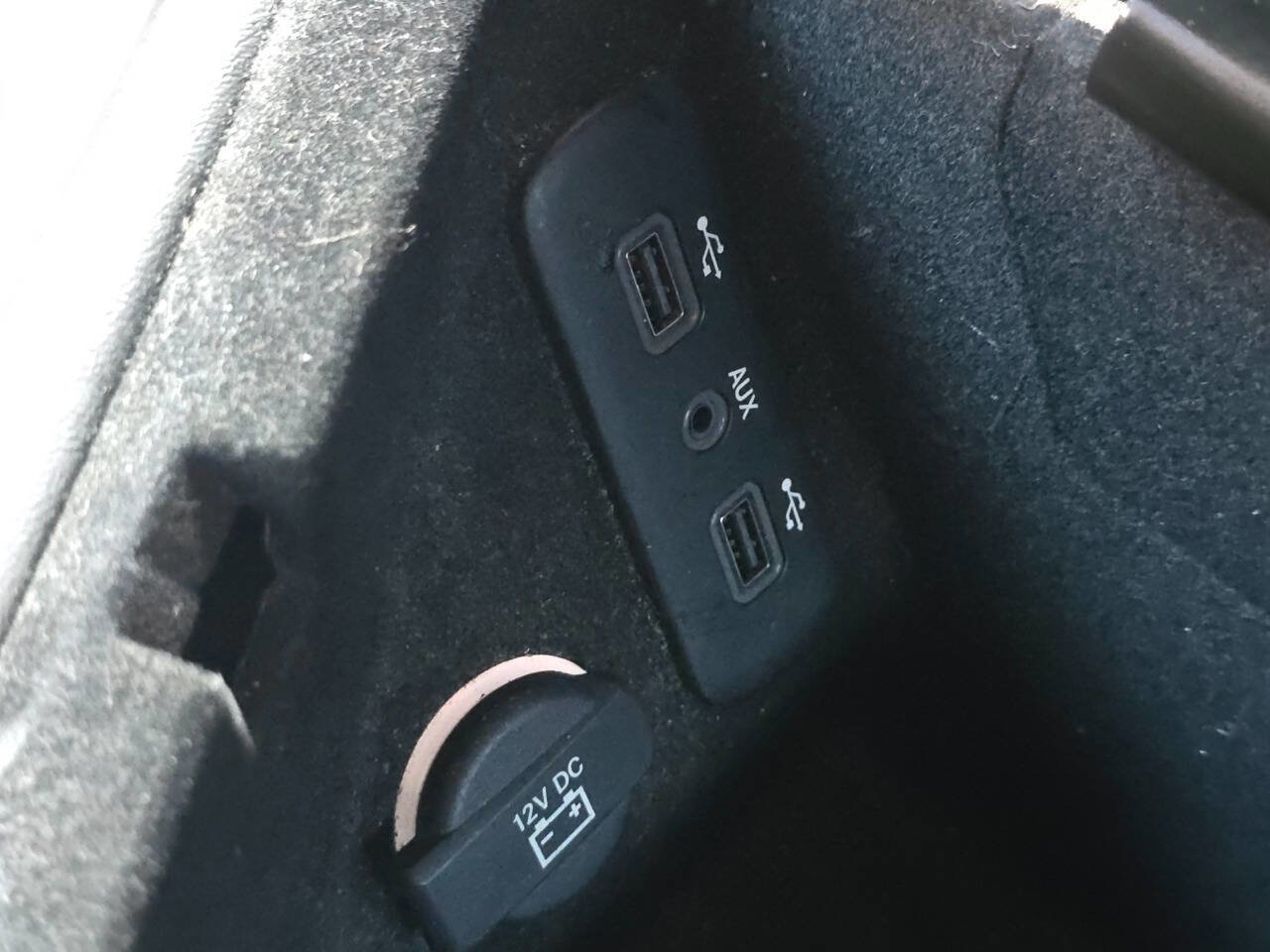 Used 2018 Dodge Challenger GT image 5