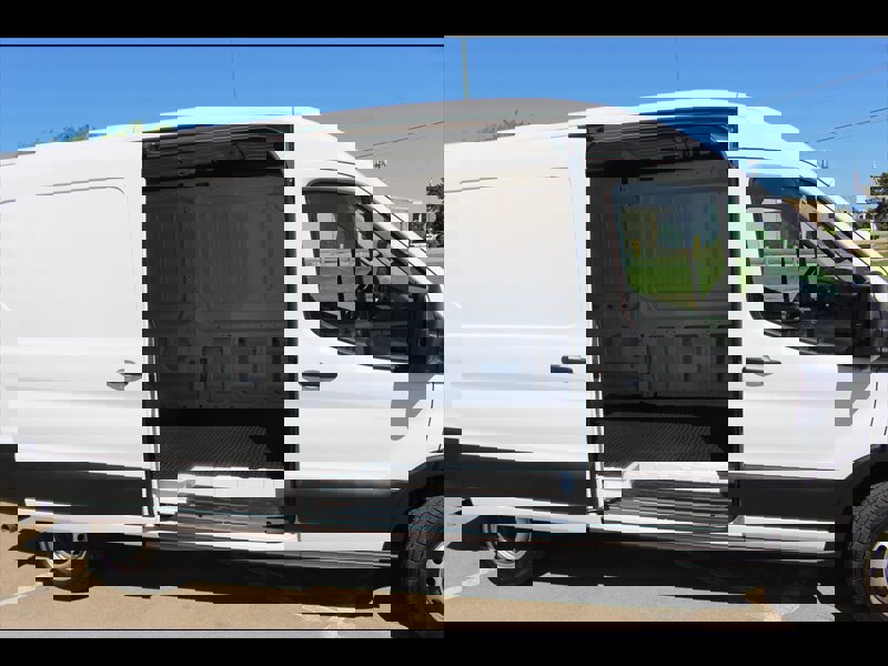 Used 2023 Ford Transit 250 Medium Roof image 16