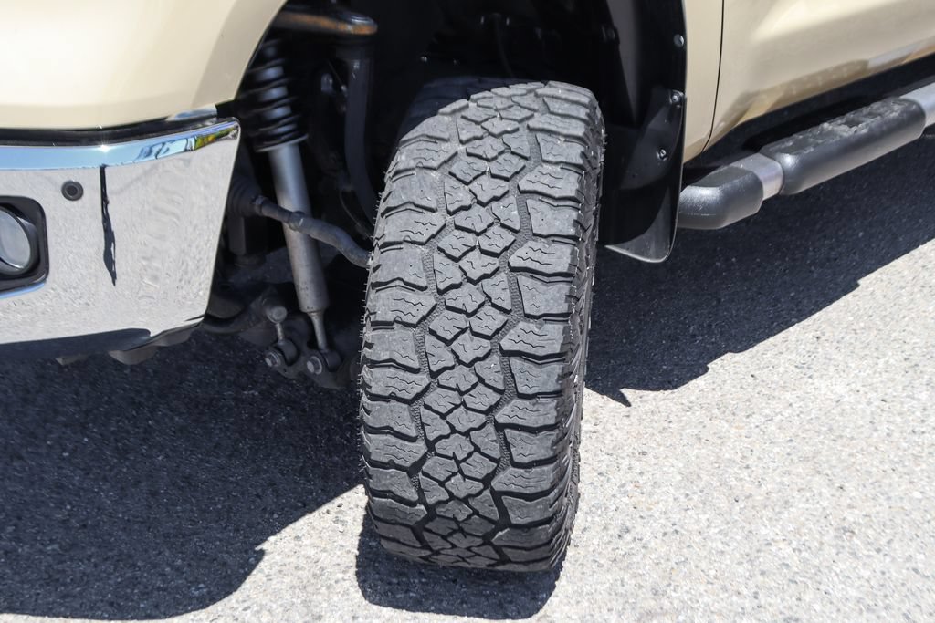 Used 2017 Toyota Tundra SR5 w/ SR5 Upgrade Package RWD image 41