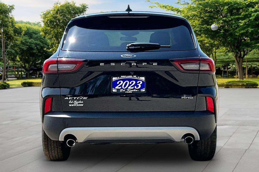Used 2023 Ford Escape Active AWD/4WD image 4