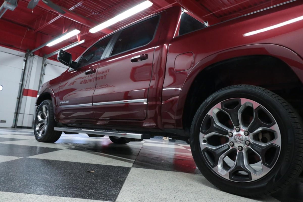 Used 2019 RAM 1500 Laramie AWD/4WD image 41