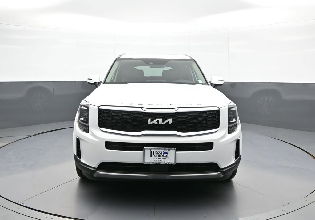 Certified 2022 Kia Telluride S AWD/4WD image 2