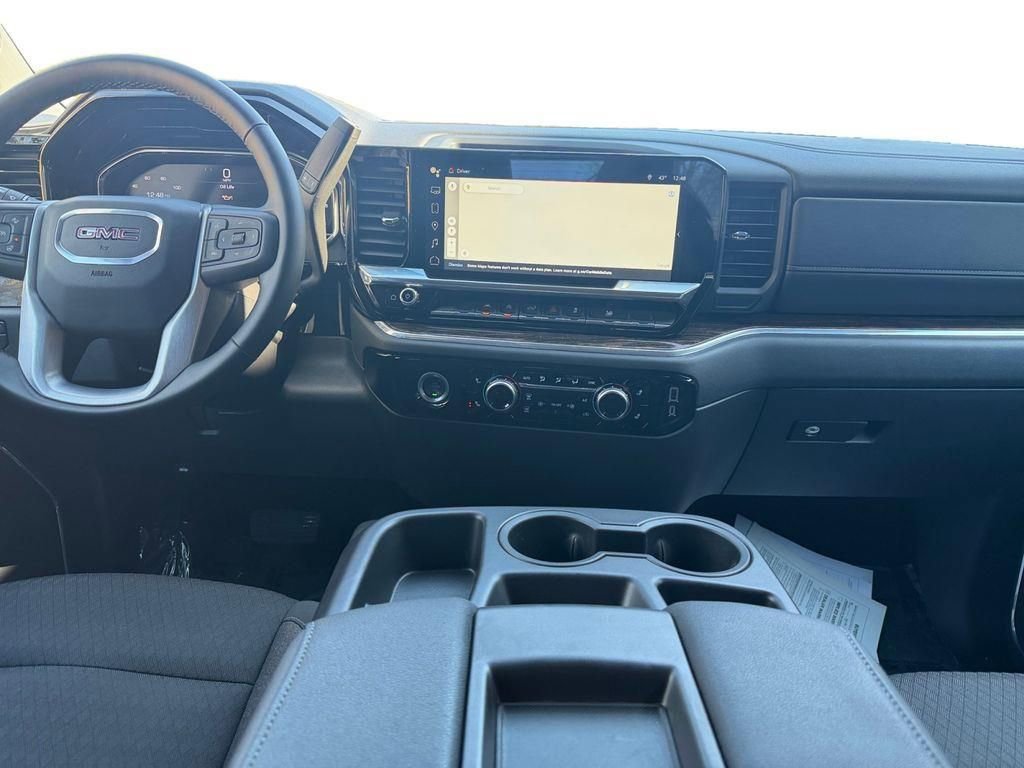 Used 2024 GMC Sierra 1500 Elevation image 11