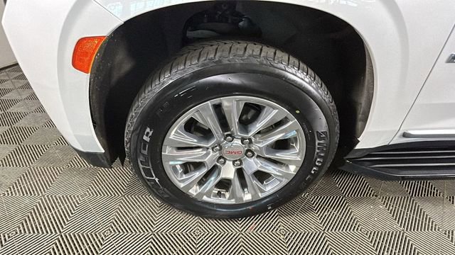 Used 2023 GMC Yukon Denali w/ Max Trailering Package AWD/4WD image 10