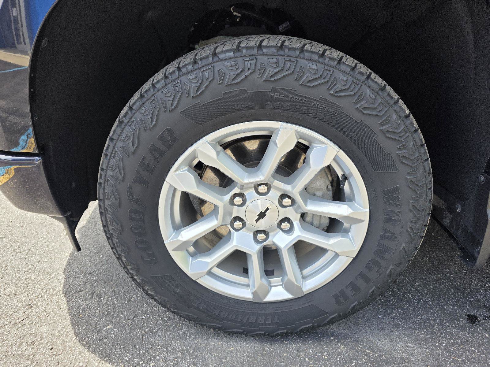 Used 2024 Chevrolet Silverado 1500 RST w/ Max Trailering Package AWD/4WD image 10