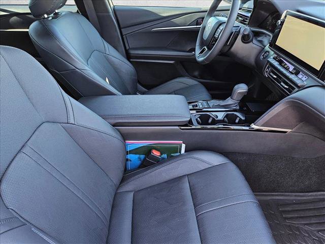 Used 2025 Toyota Camry XSE image 19