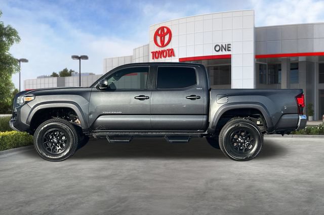 Certified 2022 Toyota Tacoma SR5 RWD image 9