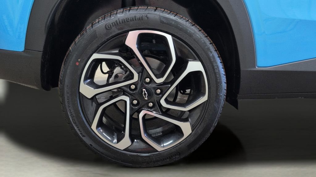 New 2026 Chevrolet Trax RS w/ Driver Confidence Package FWD image 25