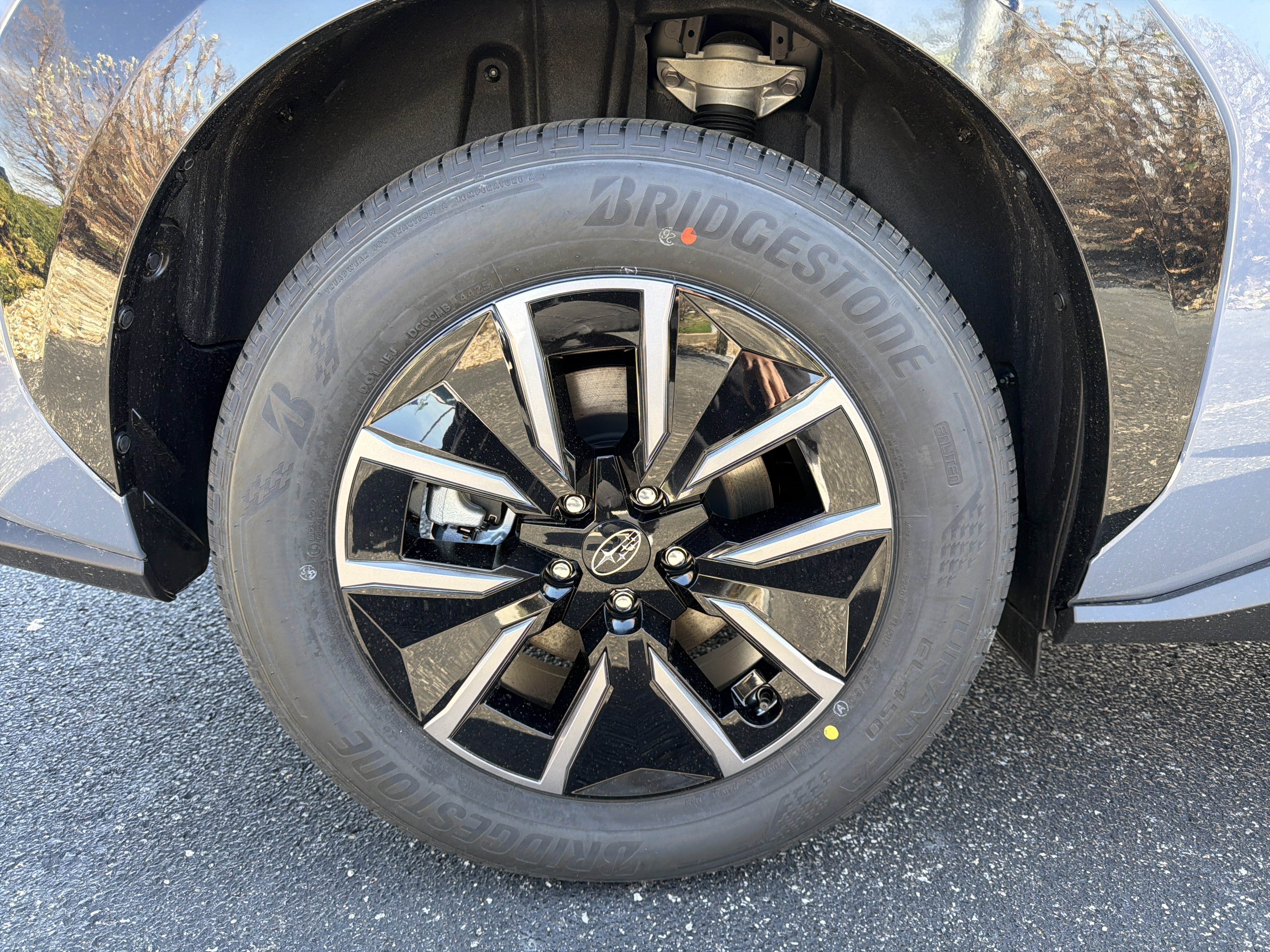 New 2026 Subaru Solterra AWD/4WD image 9