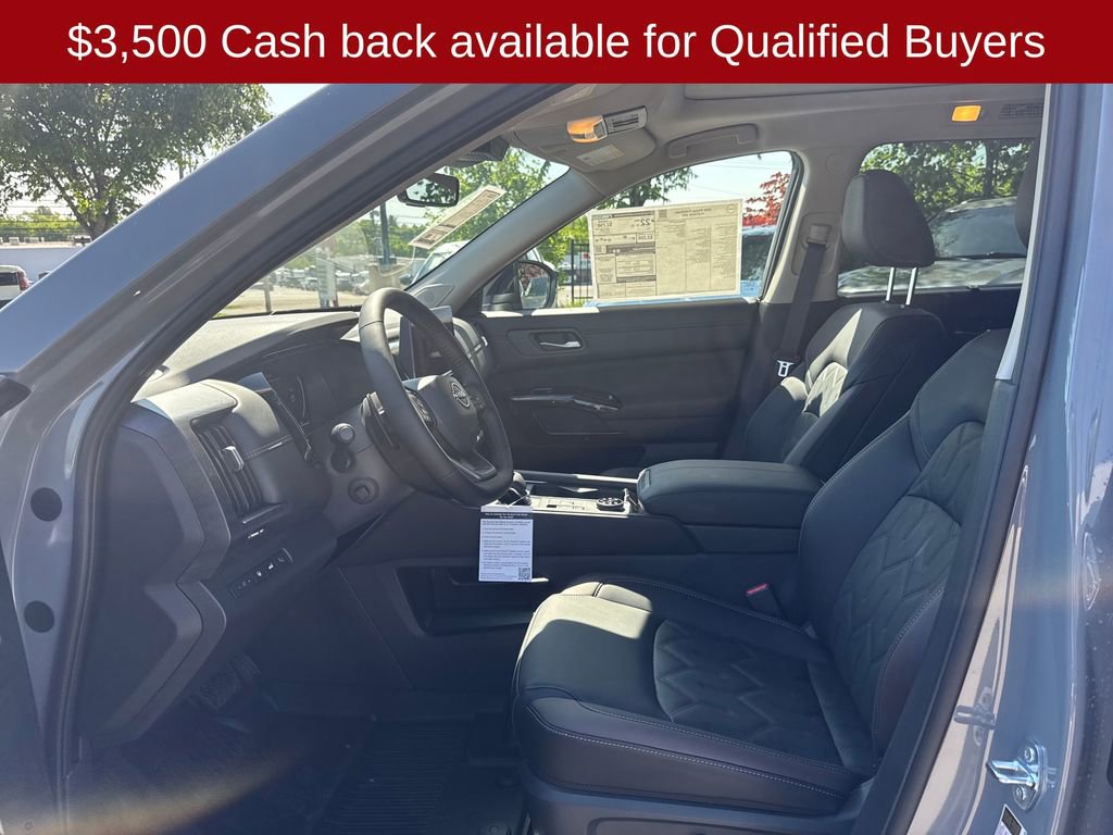 New 2026 Nissan Pathfinder Platinum w/ Cargo Package image 11