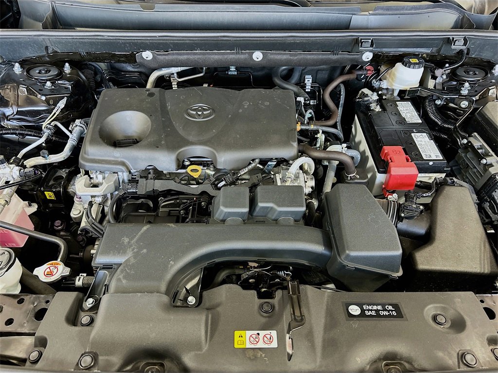 Used 2023 Toyota RAV4 XLE Premium image 27