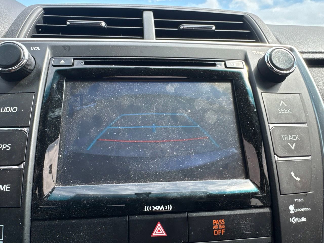 Used 2017 Toyota Camry XLE FWD image 39