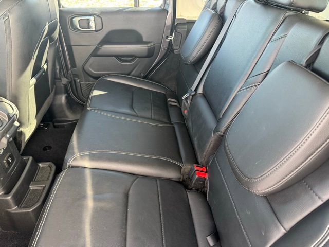 Used 2021 Jeep Wrangler Unlimited Sahara image 6