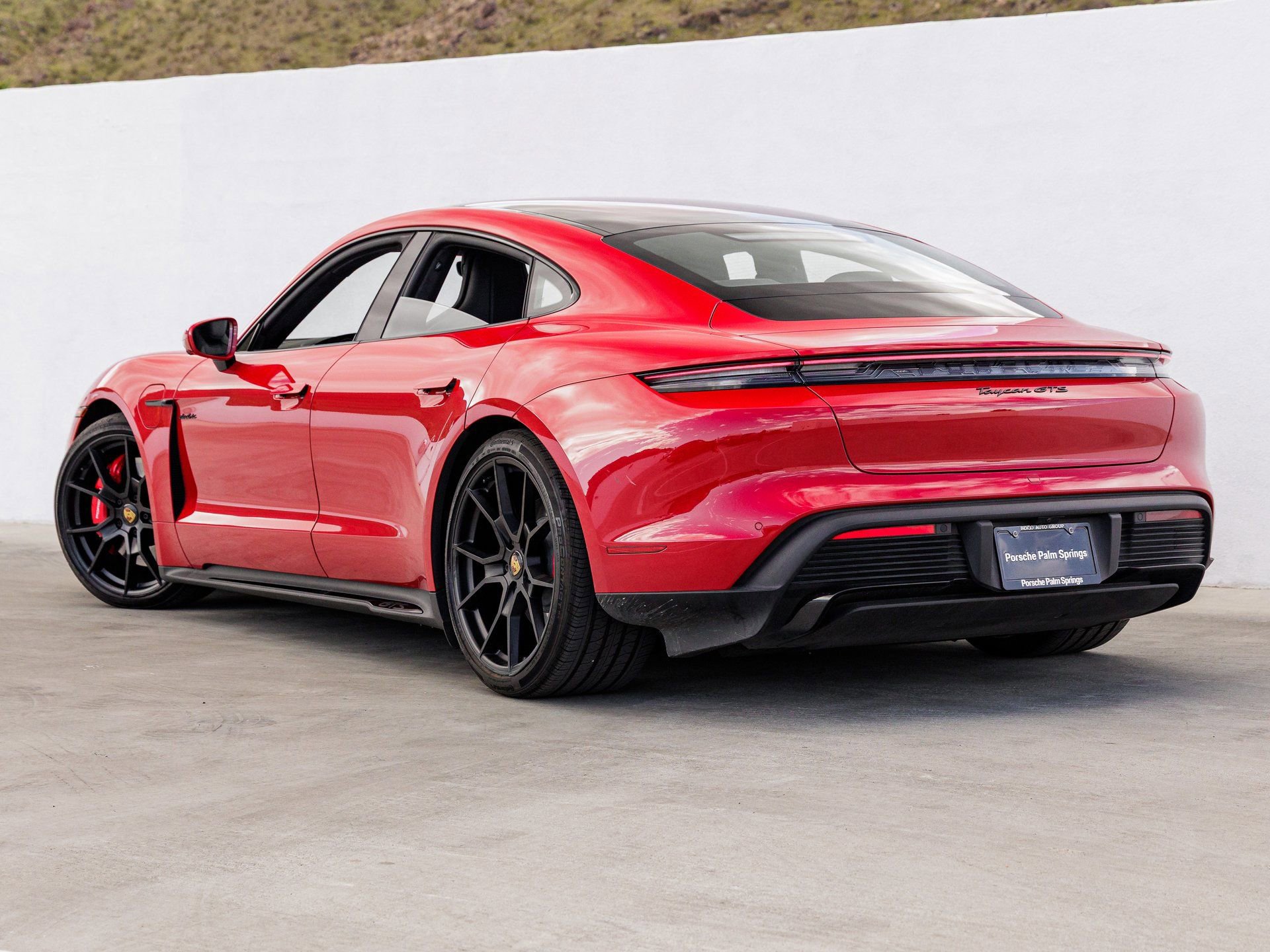 Certified 2022 Porsche Taycan GTS image 3