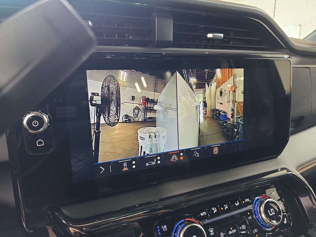 New 2026 GMC Sierra 3500 AT4 w/ Technology Package AWD/4WD image 24
