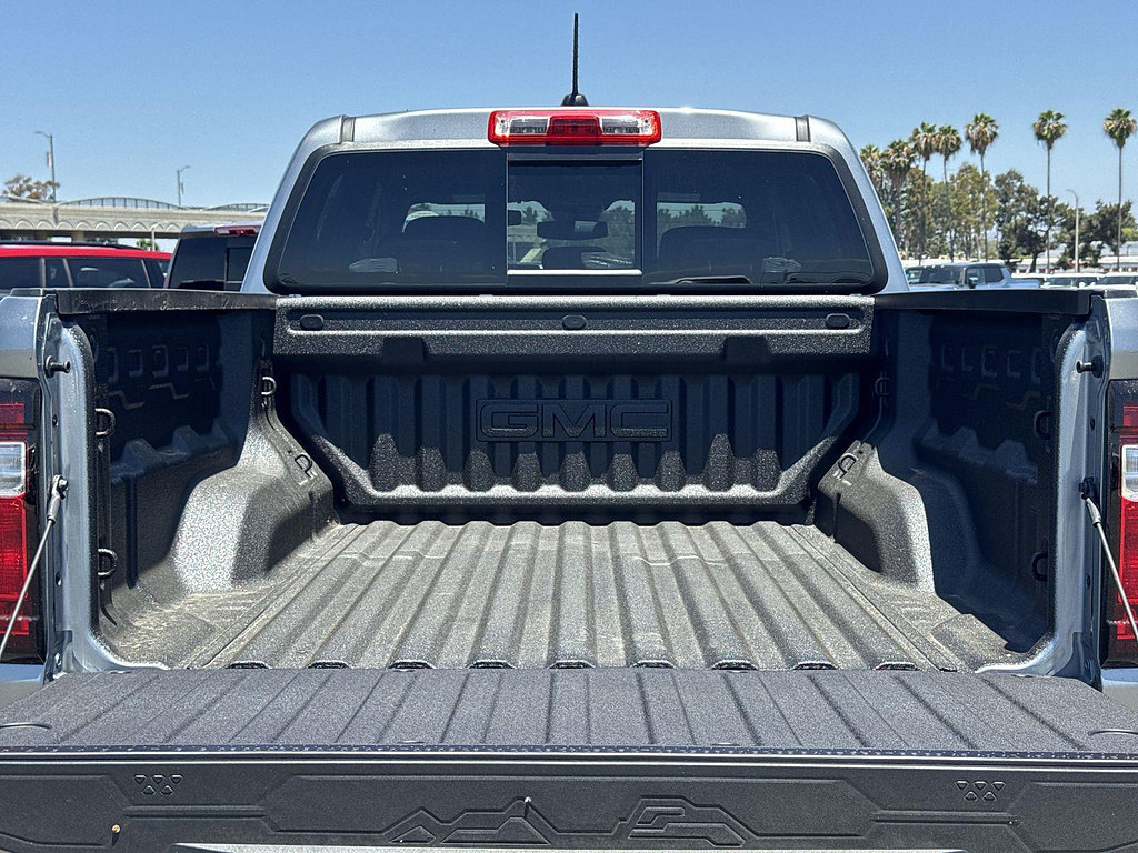 New 2026 GMC Canyon Elevation w/ LPO, Black Badging Package RWD image 25