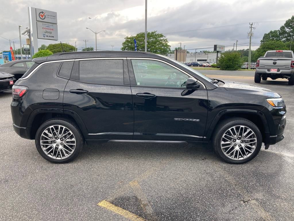 New 2024 Jeep Compass Limited w/ Elite Group image 7