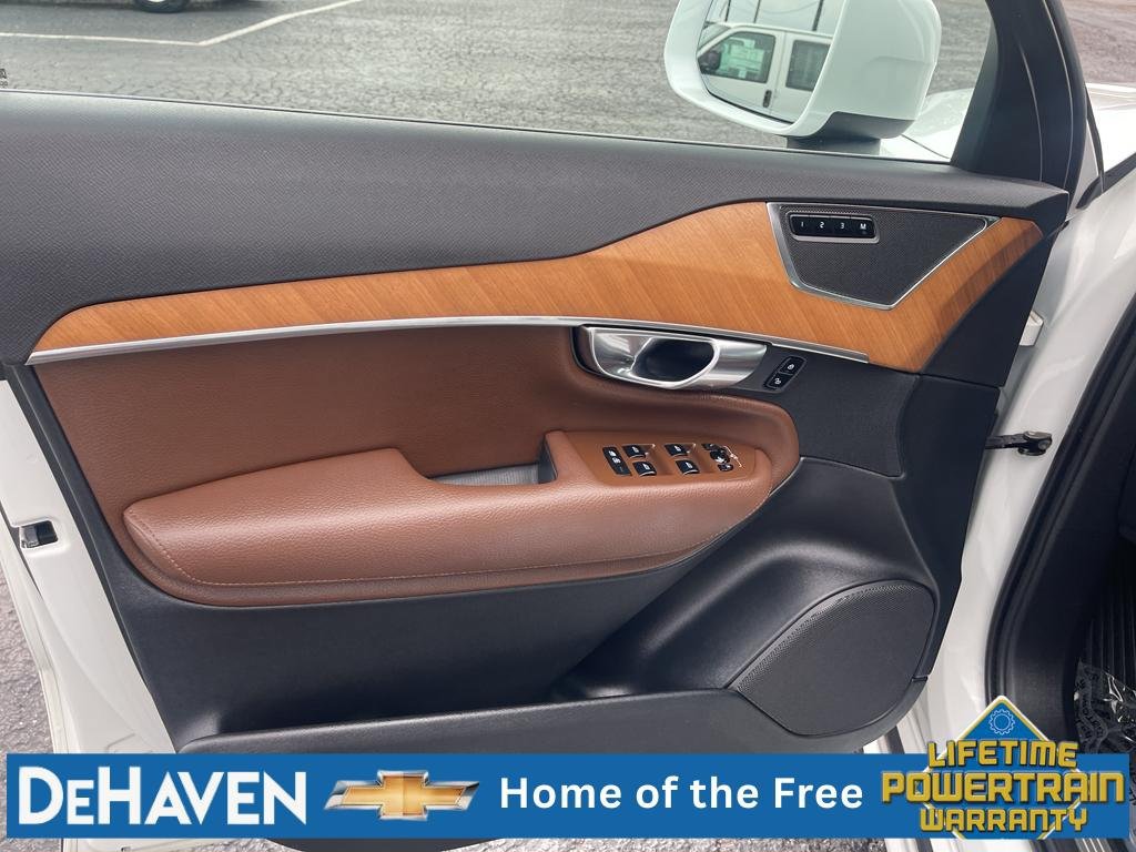 Used 2022 Volvo XC90 T6 Momentum w/ Advanced Package AWD/4WD image 23