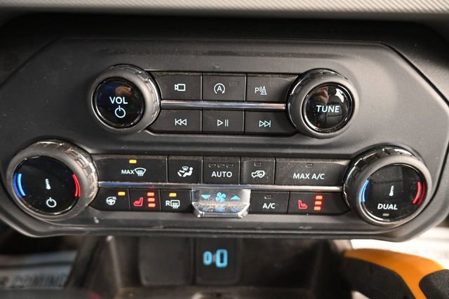 Used 2022 Ford Bronco Badlands AWD/4WD image 14