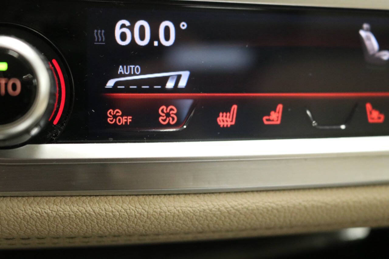 Used 2016 BMW 740i RWD image 54