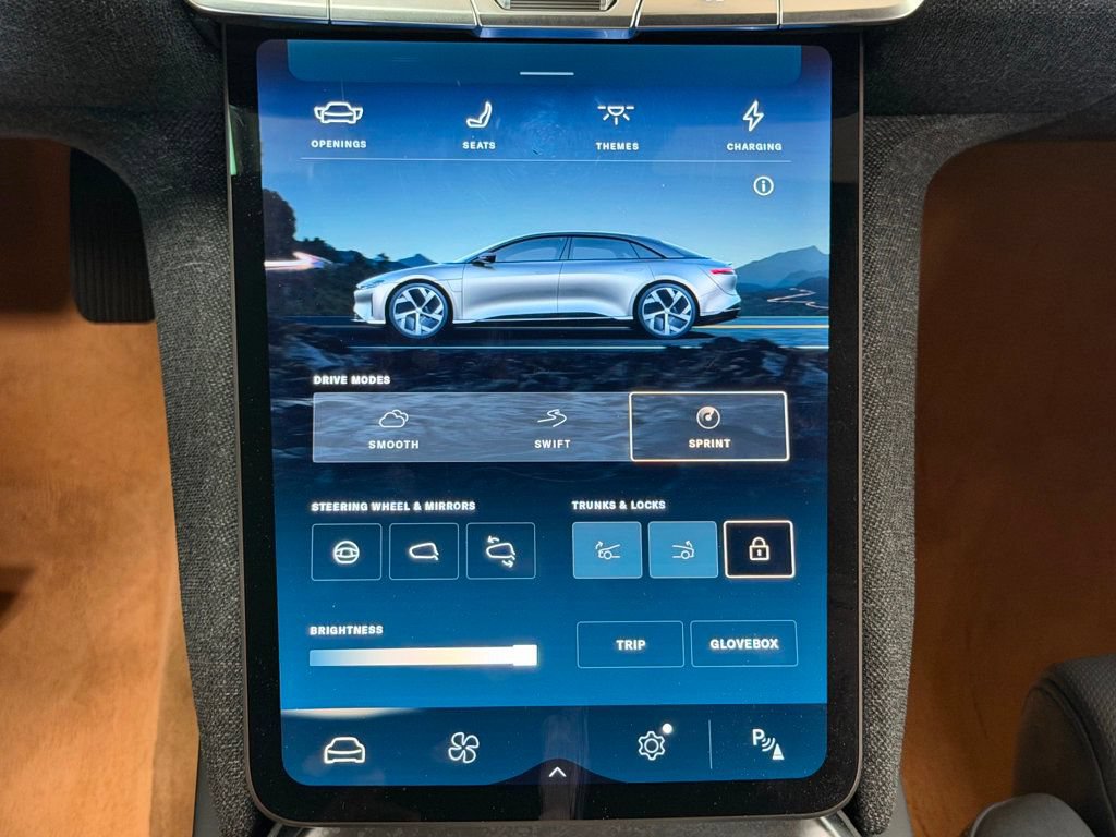 Used 2025 Lucid Air Touring AWD/4WD image 32