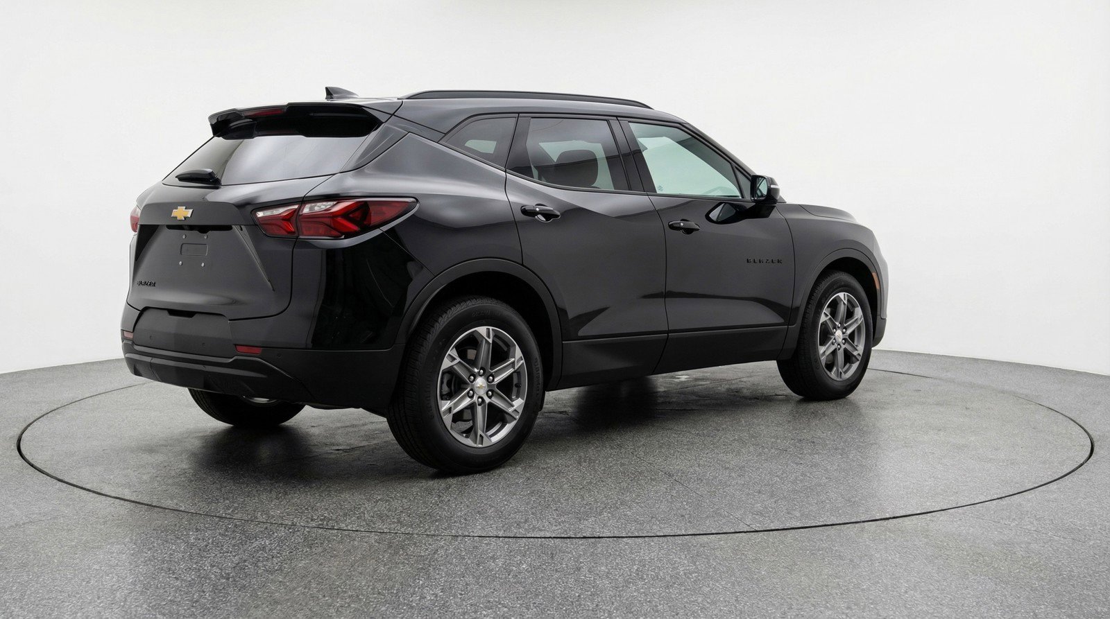 Used 2025 Chevrolet Blazer LT image 9