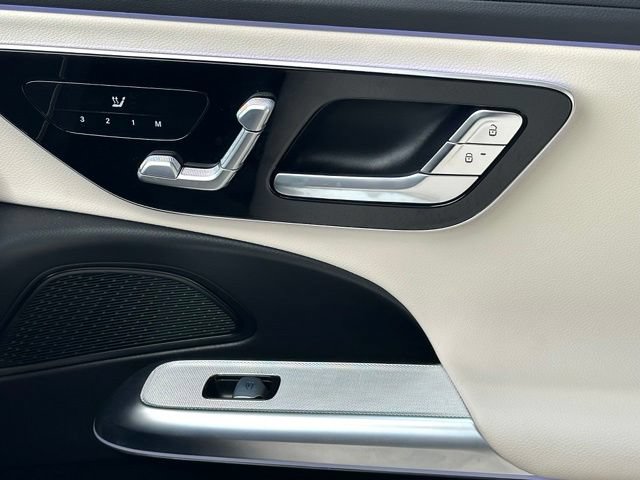 Used 2025 Mercedes-Benz E 350 4MATIC Sedan image 30