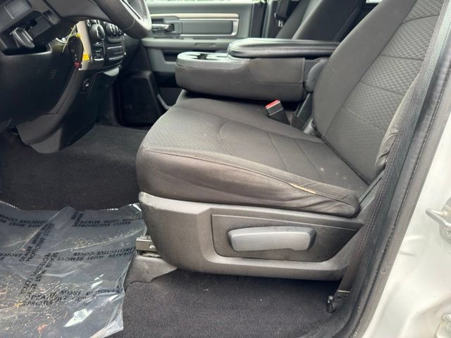 Used 2019 RAM 1500 Warlock AWD/4WD image 5