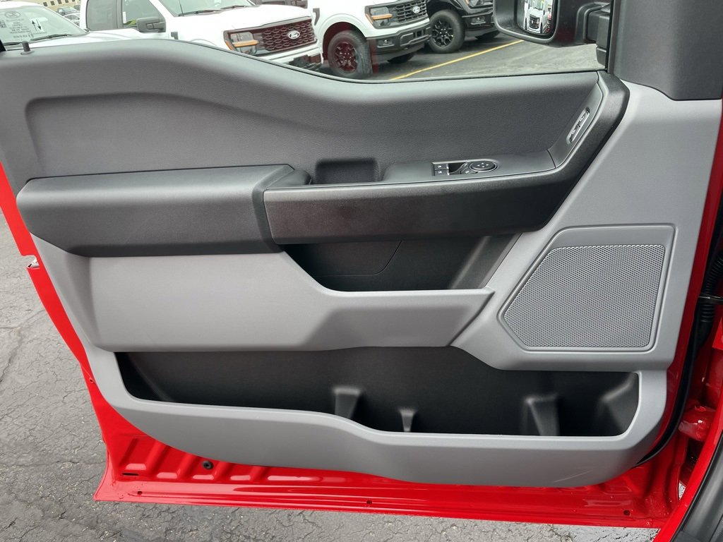 New 2026 Ford F350 XL image 44