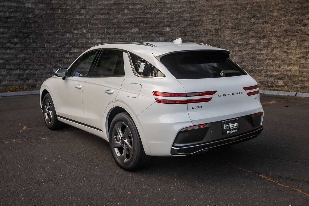 New 2026 Genesis GV70 2.5T image 4