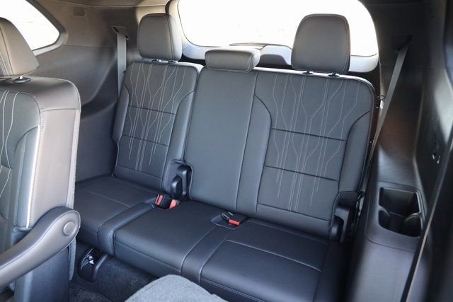 New 2026 Buick Enclave Avenir FWD image 14