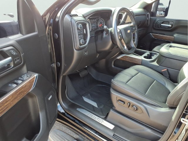Used 2021 Chevrolet Silverado 3500 High Country AWD/4WD image 10
