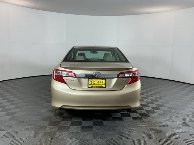 Used 2012 Toyota Camry XLE w/ Leather Pkg FWD image 6