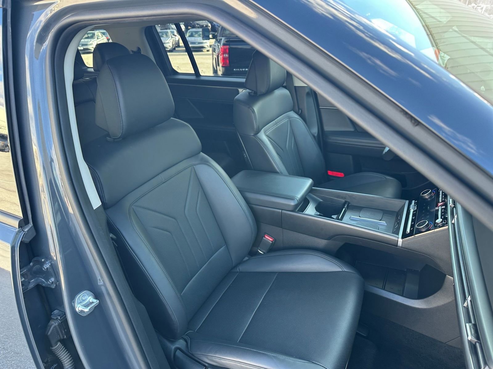 Used 2025 Hyundai Santa Fe SEL image 35