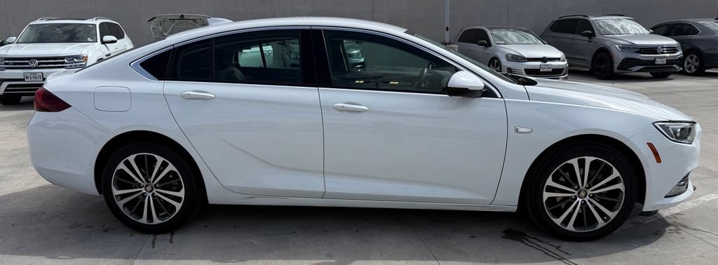 Used 2018 Buick Regal Preferred FWD image 4
