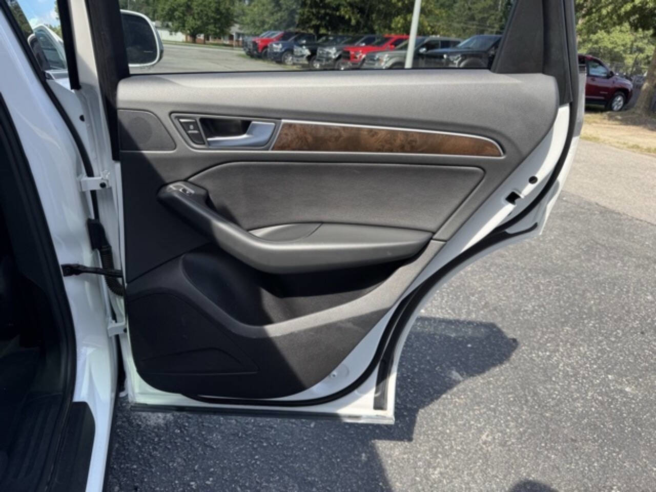 Used 2016 Audi Q5 2.0T Premium image 20