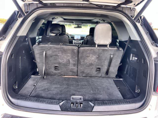 Used 2022 Ford Explorer XLT w/ Equipment Group 202A RWD image 20
