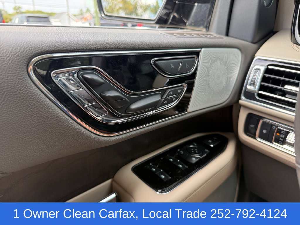 Used 2023 Lincoln Navigator L Reserve AWD/4WD image 21