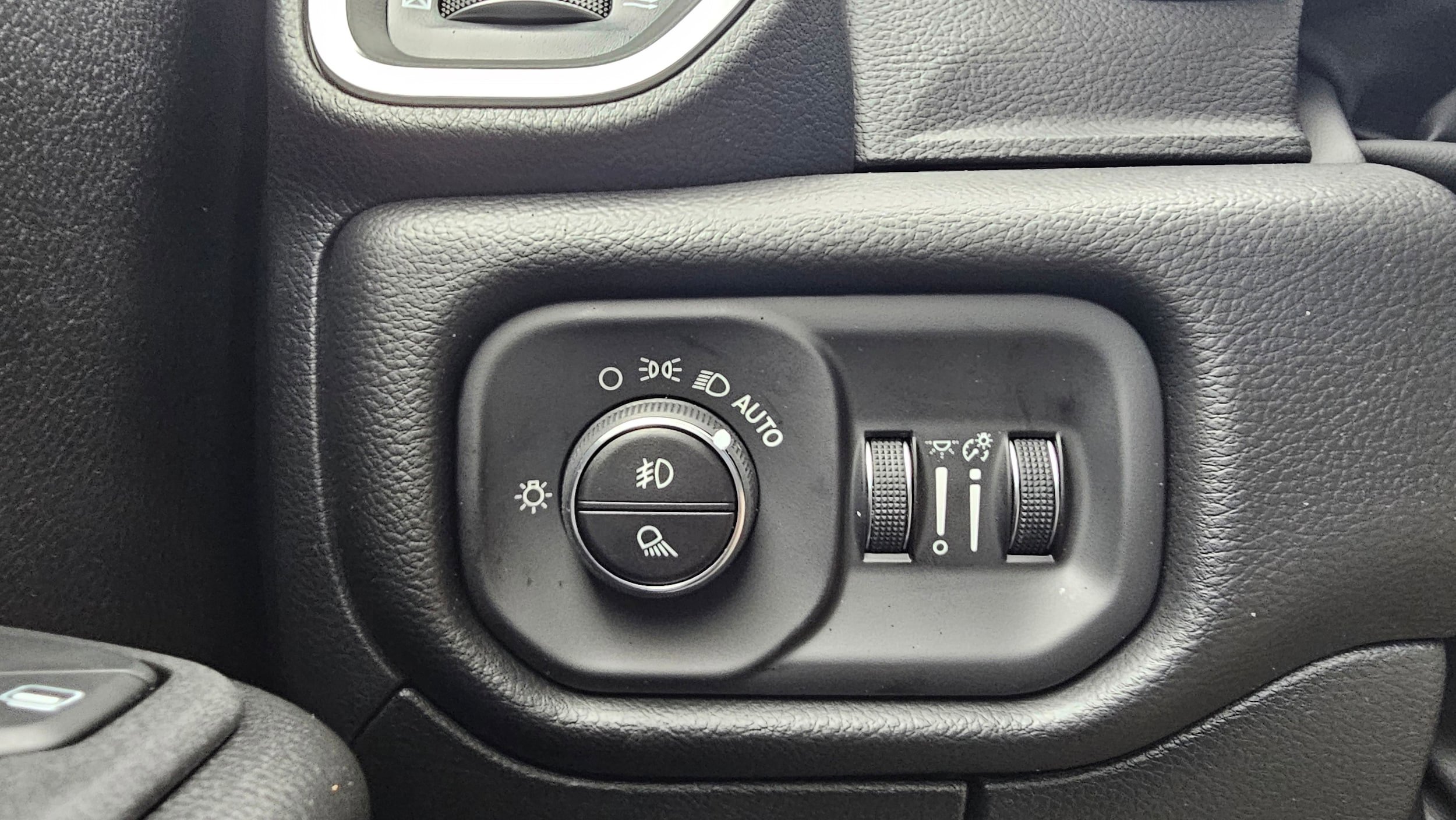 New 2026 RAM 1500 Big Horn image 29